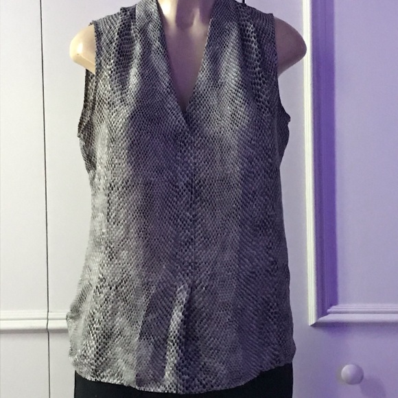 Rose & Olive Snake Print Women’s Sleeveless Top Size Small Preloved - Picture 1 of 6